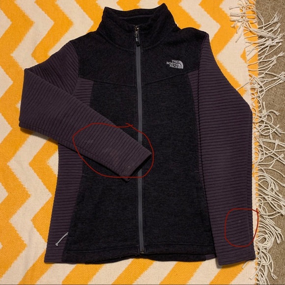 The North Face Zip up Sweater - Picture 7 of 7